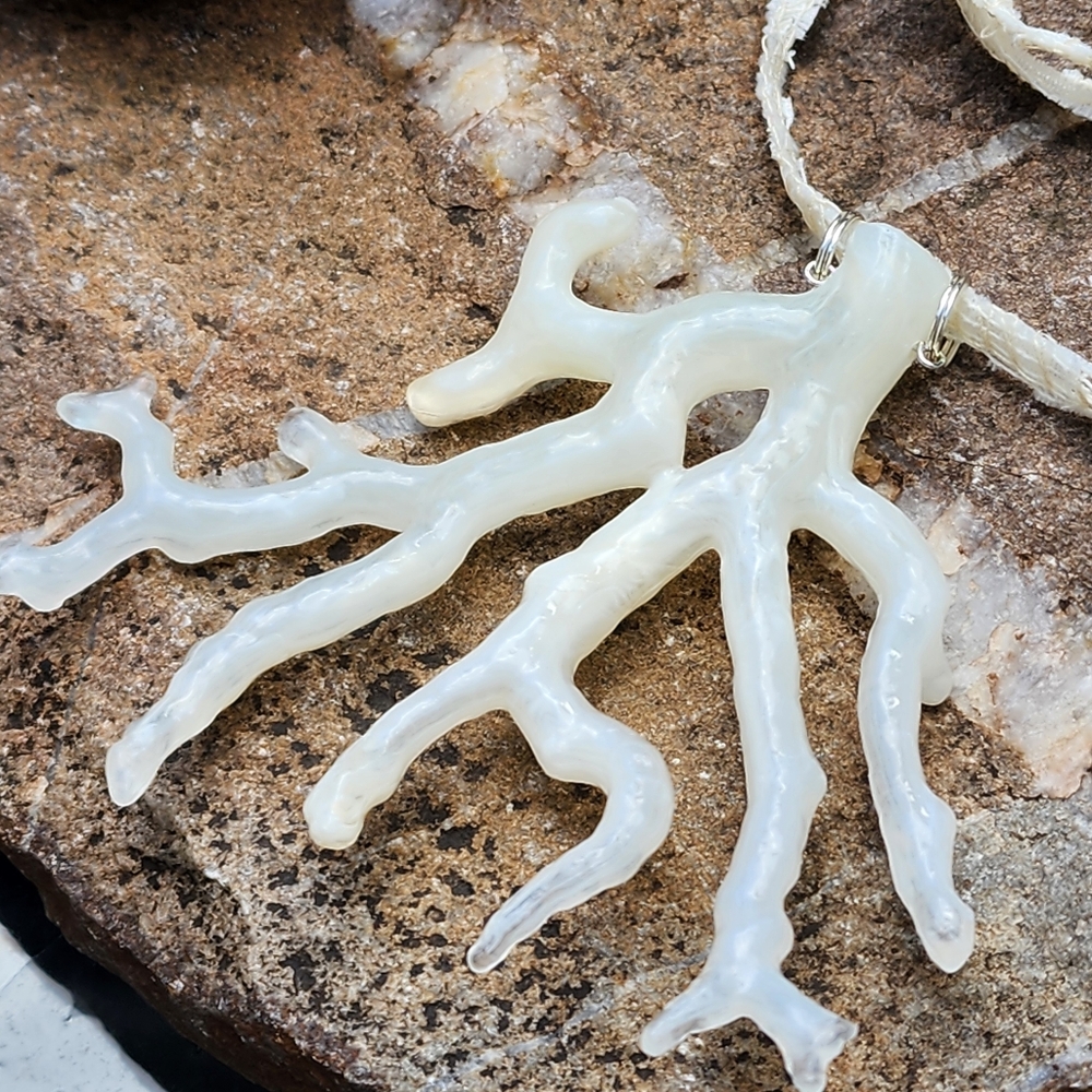 Artisan Boho Raw boyfriend Cut Choker White Coral Concept Accessory Shabby Chic - Picture 11 of 13